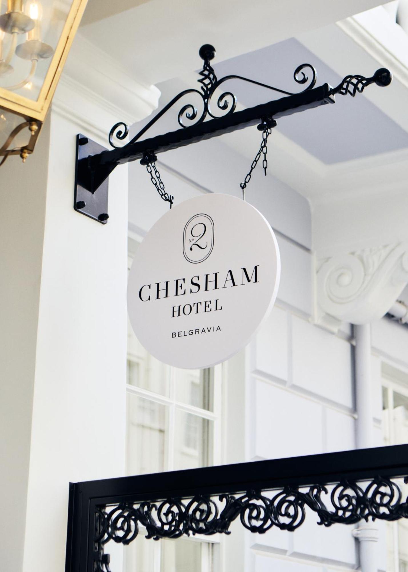 2 Chesham Hotel Londen Buitenkant foto
