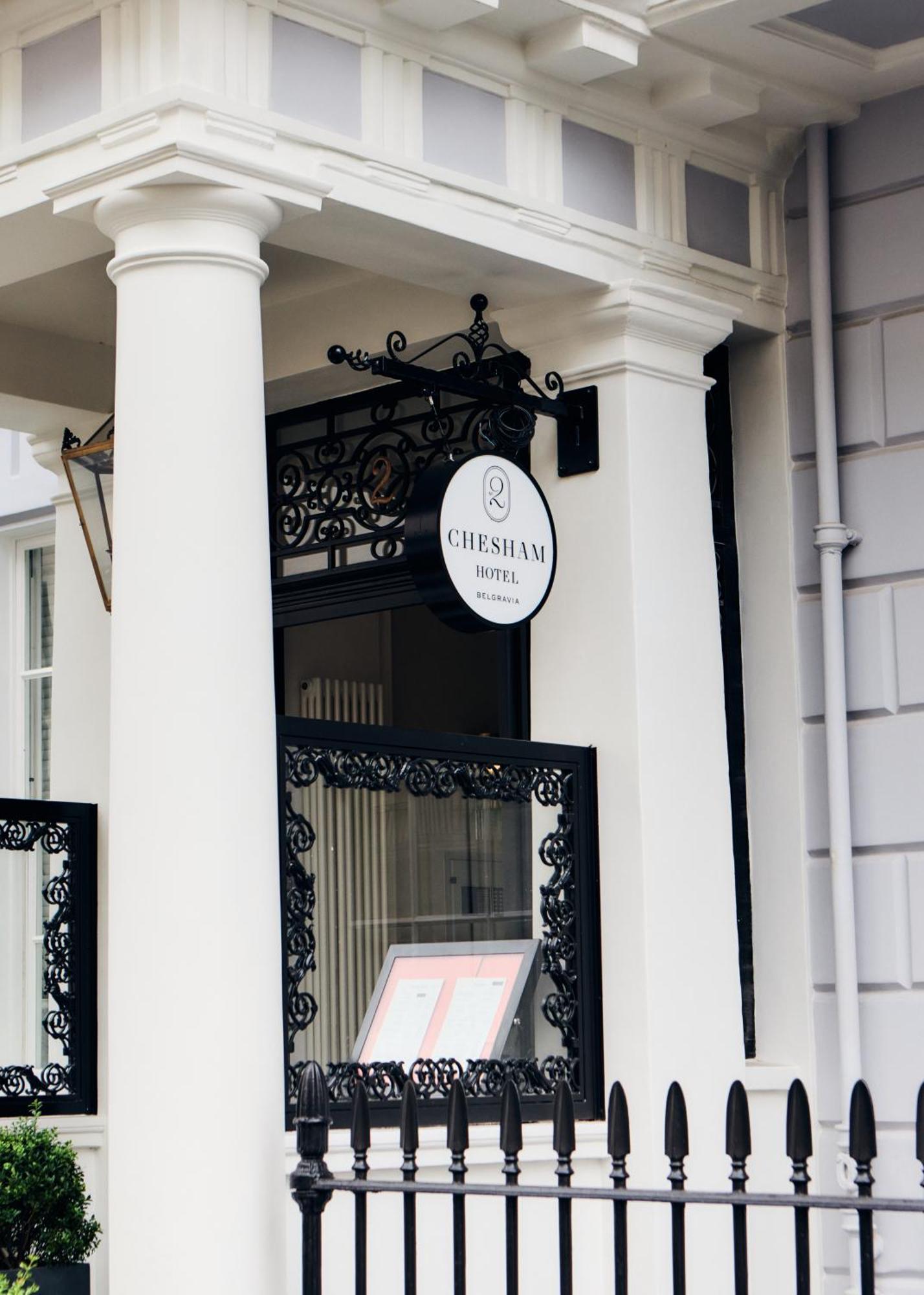 2 Chesham Hotel Londen Buitenkant foto